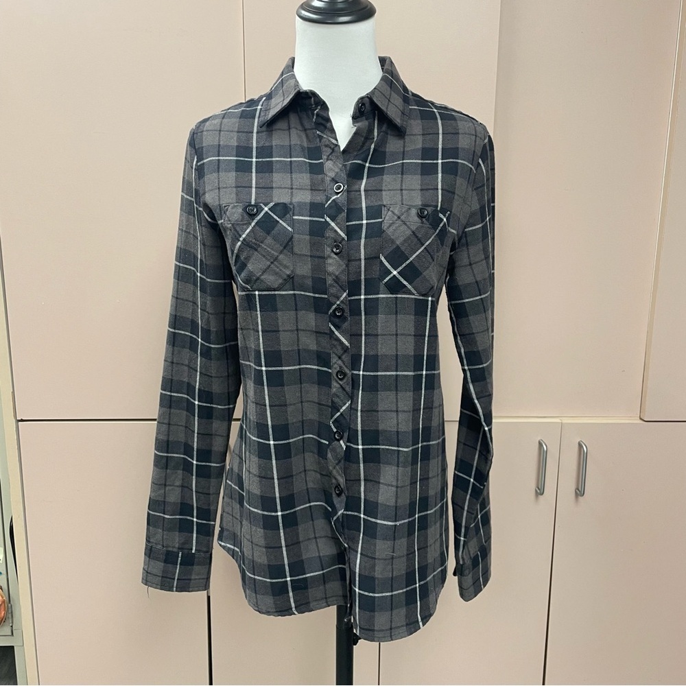 Hot Topic lace skull plaid flannel button-up on the back size S black brown - Picture 2 of 7